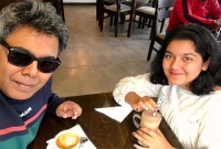 মেয়ের ফোন নম্বর চাওয়ায় যুবকের কাছে যা চাইলেন মীরাক্কেলের মীর