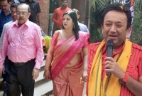 ‘বাংলা প্রেমের জায়গা, পরকীয়ার জায়গা নয়’