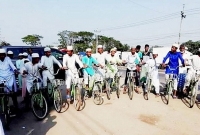 টানা ৪০ দিন জামাতের সঙ্গে ৫ ওয়াক্ত নামাজ পড়ে সাইকেল পেল ২৭ কিশোর