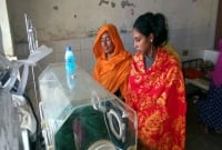 চুয়াডাঙ্গায় মৃত ঘোষণার পর মায়ের কোলে নড়ে উঠল নবজাতক