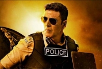 ছিলেন রেস্টুরেন্টের ওয়েটার, এখন তিনি ১২০ কোটি টাকার নায়ক