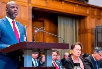  গাম্বিয়া প্রমাণ করে দিয়েছে মুসলিমদের উপর অ’ত্যাচারে কেউ না কেউ রুখে দাঁড়াবেই