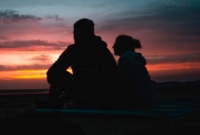 ৬০ বছর বয়সী ৭ সন্তানের মায়ের প্রেমে পড়ে গ্রেফতার ২২ বছরের যুবক!