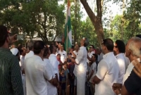  নাগরিক'ত্ব আইনের প্র'তিবা'দে কেরালার মসজিদে মসজিদে উড়’ল পতাকা!