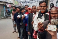  উৎসব মুখোর পরিবেশে ভোট গ্রহন শেষে গননা শুরু