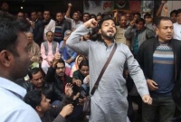 ইশরাক হোসেনের স্লোগানে প্রকম্পিত নয়াপল্টন