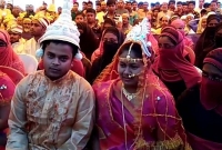 হিন্দু বানানো হচ্ছে আদিবাসী মুসলমানদের, ভারতে গণবিয়ে ঘিরে উত্তে'জনা!