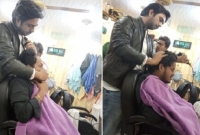 ইভটিজিং করায় বখাটে যুবকের মাথা ন্যাড়া করে দিলেন অপূর্ব!