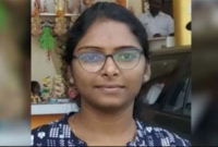 মাকে খু'ন করে বয়ফ্রেন্ডকে নিয়ে আন্দামান দ্বীপে ছুটি কাটাতে গেলেন তরুণী