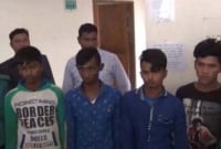 গাজীপুরে তরুণীকে রাস্তা থেকে তু'লে নিয়ে হাত-পা বেঁ'ধে গ'ণধ'র্ষণ