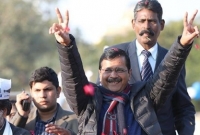 লোভনীয় চাকরি ছেড়ে 'মাফলার ম্যান’ থেকে টানা তিন বার দিল্লির মুখ্যমন্ত্রী কেজরীবাল