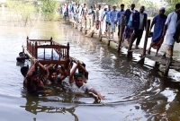 চেক নিয়ে প্রতা'রণার দায়ে ১০ মাস ১০ দিন কা'রাদ'ণ্ড