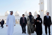 হিজাব পড়ে মসজিদে ট্রাম্প কন্যা ইভাঙ্কা