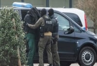 জার্মানিতে মসজিদে হা'মলার পরিকল্পনা, আট'ক ১২