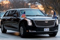 যে গাড়িতে ট্রাম্প ভারতে এসে ঘুরবেন, এই গাড়ির বৈশিষ্ট্যসমূহ ও দাম শুনলে চমকে যাবেন!