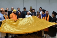 মুসলমানদের পবিত্র স্থান আজমির শরিফে গিয়ে প্রার্থনা নরেন্দ্র মোদির