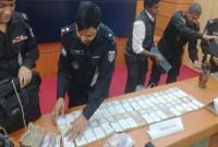 সেই পাপিয়ার বাসায় ‘বিপুল পরিমাণ’ টাকা