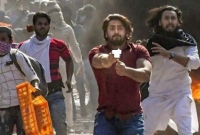 দিল্লি সংঘ'র্ষে বন্দুক তাক করা যুবক শাহরুখ গ্রেপ্তার