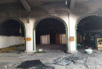 দিল্লির মসজিদে ঢু'কেই নামাজরত ইমামকে গু’লি, স্কুল-মাদ্রাসায় আ'গুন