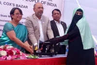 দিল্লিতে অশান্তির মাঝেও রোহিঙ্গাদের জন্য বাংলাদেশে ত্রাণ পাঠাল ভারত