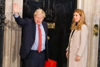 অন্তঃসত্ত্বা হয়ে পড়ায় বান্ধবীকে বিয়ে করার ঘোষণা ব্রিটিশ প্রধানমন্ত্রীর