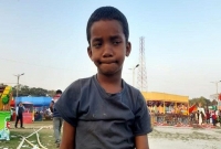‘খাবার কিনতে গিয়ে মা আর ফেরেনি’