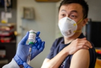  সুখবর, অবশেষে করোনার 'টিকা'র সফল প্রয়োগ