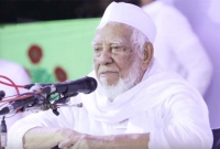 আল্লামা শফীর অবস্থা সং'কটাপ'ন্ন, হেলিকপ্টারে ঢাকায় আনা হচ্ছে