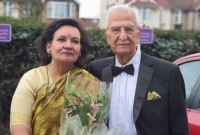 ১০০ বছর বয়সে বিয়ে, করোনাকে হার মানাল ভালোবাসা