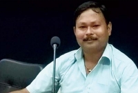 আড্ডায় বাধা দেয়ায় পুলিশের সঙ্গে তর্ক, গ্রেফতার কাউন্সিলর