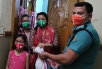 মাইকিং শুনে থানায় ফোন, ৩০ মিনিটেই বাজার নিয়ে হাজির পুলিশ!