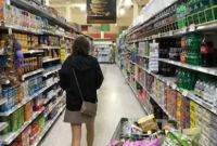 মহিলার এক হাঁচিতেই নষ্ট হলো ২৬ লাখ টাকার খাবার!