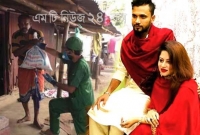 মাশরাফির সাহায্য ব্যাগভর্তি খাদ্য সামগ্রী পৌঁছে যাচ্ছে ঘরে ঘরে, খুশি খেটে খাওয়া মানুষ মাশরাফির সাহায্য ব্যাগভর্তি খাদ্য সামগ্রী পৌঁছে যাচ্ছে ঘরে ঘরে, খুশি খেটে খাওয়া মানুষ