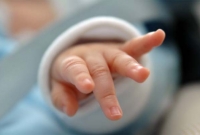 করোনা ভাইরাসের থা'বায় প্রাণ গেল ১০ মাসের দুধের শিশুর