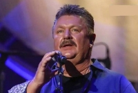 করোনায় মা'রা গেলেন বিখ্যাত গায়ক জো ডিফির!