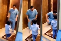 করোনার ভয়, আদরের সন্তানকে বুকে জড়িয়ে ধরতে না পেরে কাঁদছেন চিকিৎসক