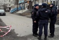 লকডাউনে জোরে জোরে কথা বলায় পাঁচ জনকে গু'লি করে হ'ত্যা