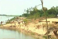 ছয় মাসের অন্তঃসত্ত্বা পোশাককর্মীর লা'শ পড়ে আছে নদীর ঘাটে! ছয় মাসের অন্তঃসত্ত্বা পোশাককর্মীর লা'শ পড়ে আছে নদীর ঘাটে!