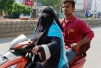 ১৪শ কিমি. স্কুটার চালিয়ে লকডাউনে আট'কে পড়া সন্তানকে উ'দ্ধার করলেন মা!