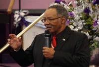 করোনার চেয়ে ঈশ্বর শক্তিশালী বলে আইন না মানা সেই খ্রিস্টান পাদরির করোনায় মৃত্যু