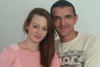 প্রসব য'ন্ত্র'ণায় ছ'টফ'ট করছে স্ত্রী, স্বামী অন্য নারীর সঙ্গে বিছানায় ম'ত্ত!