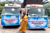 এক লাখ হাইড্রোক্সিক্লোরোকুইনসহ বাংলাদেশকে জরুরি চিকিৎসা সামগ্রী দিল ভারত