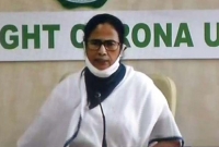 এবার করোনার চিকিৎসা হবে বাড়িতে : ঘোষণা মমতা ব্যানার্জীর