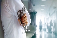 কোয়ারেন্টাইন ভে'ঙে পালালেন চিকিৎসক, পিছু ধাওয়া করল পুলিশ, ভাই'রাল ভি'ডিও