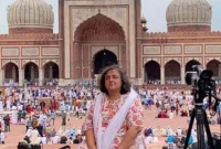 মুসলিম সংস্কৃতির প্রেমে পড়ে হিন্দু ব্রাহ্মনের মেয়ে হয়েও পুরো মাস রোজা রাখছেন এই মহিলা!