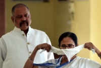 'ভুল হয়ে গেছে', ক্ষমা চেয়ে দেড় মাস পর করোনার সঠিক ত'থ্য জানালো মমতা সরকার!