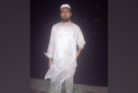 করোনা রোগীদের চিকিৎসাসেবা দিতে স্বেচ্ছায় বদলি হয়ে নারায়ণগঞ্জ এসেছেন ডা. মশিউর