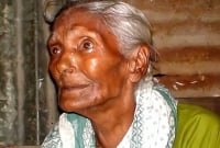 সন্তানদের কাছে বোঝা ইশারন নেছা, চান একটু আশ্রয়