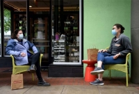 কথা বলার সময়ও ছড়াতে পারে করোনা: বলছে গবেষণা