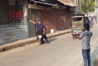 অনির্দিষ্টকালের জন্য মাদারীপুরে আজ থেকে সব দোকান বন্ধ